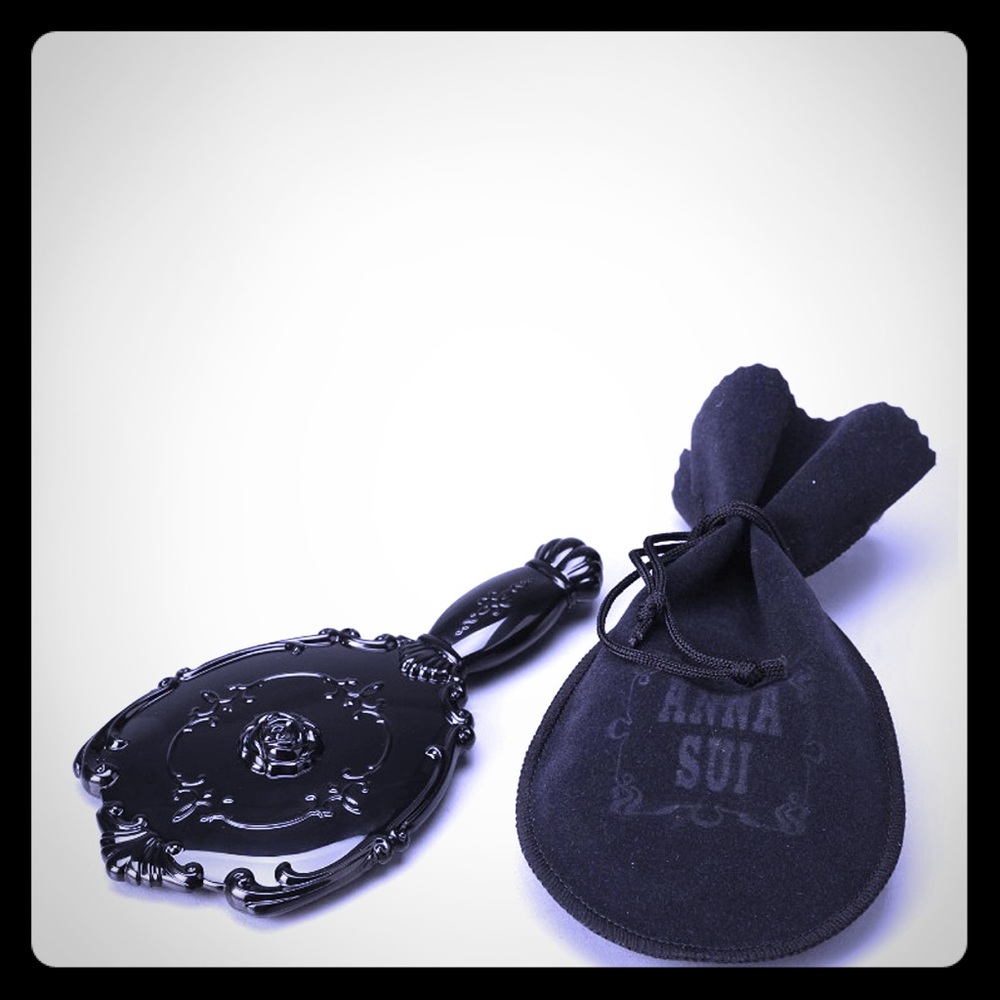 Anna Sui Romantic Rose Handheld Mirror with pouch